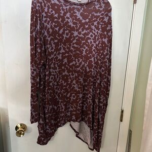 LOGO by Lori Goldstein Maroon and Lavender Tunic